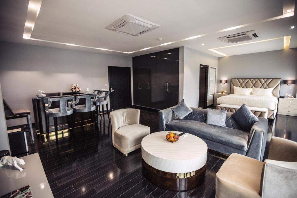 Grand Ittehad Boutique Hotel Lahore Exteriör bild